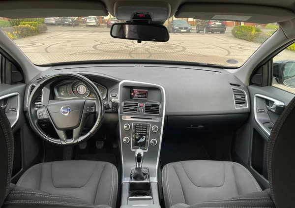 Volvo XC 60 cena 79000 przebieg: 83033, rok produkcji 2014 z Mosina małe 211